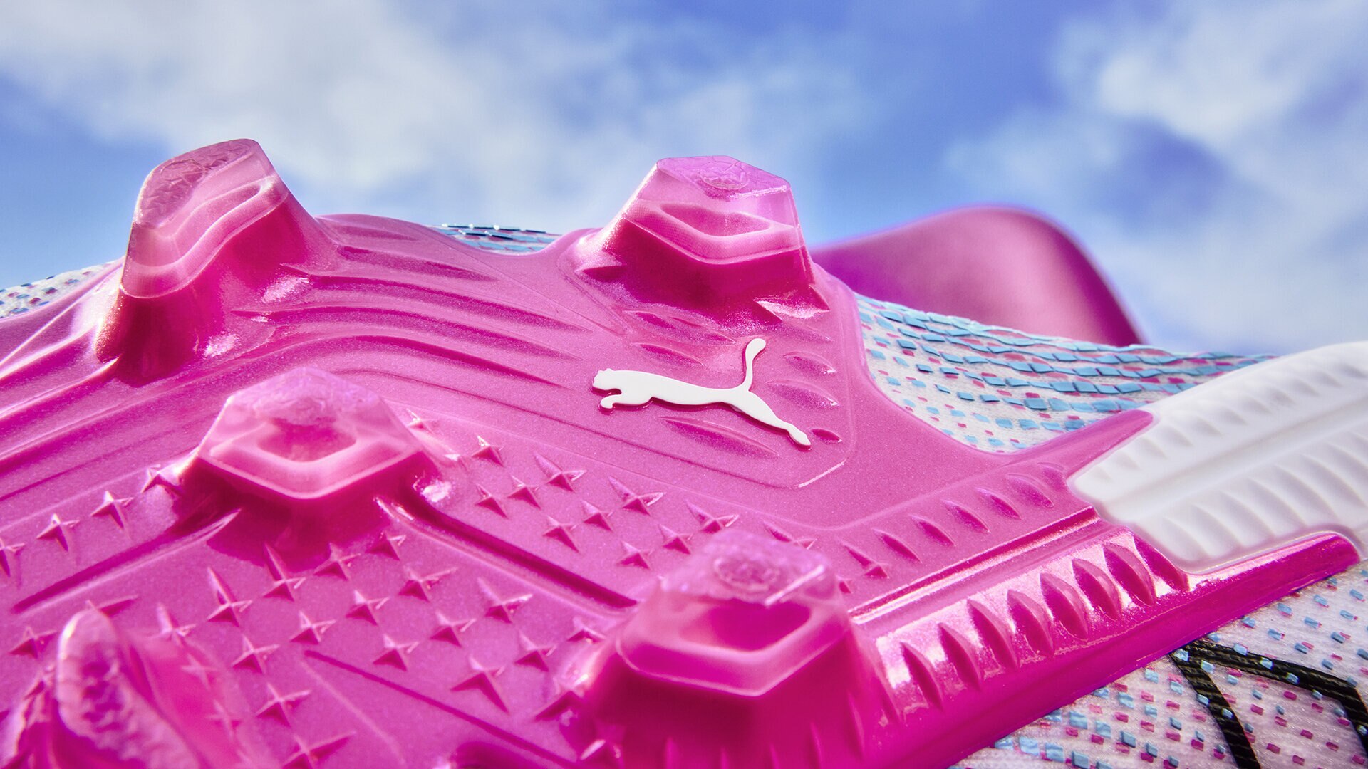 PUMA Future 7 Ultimate Fotballsko Hvit Rosa 