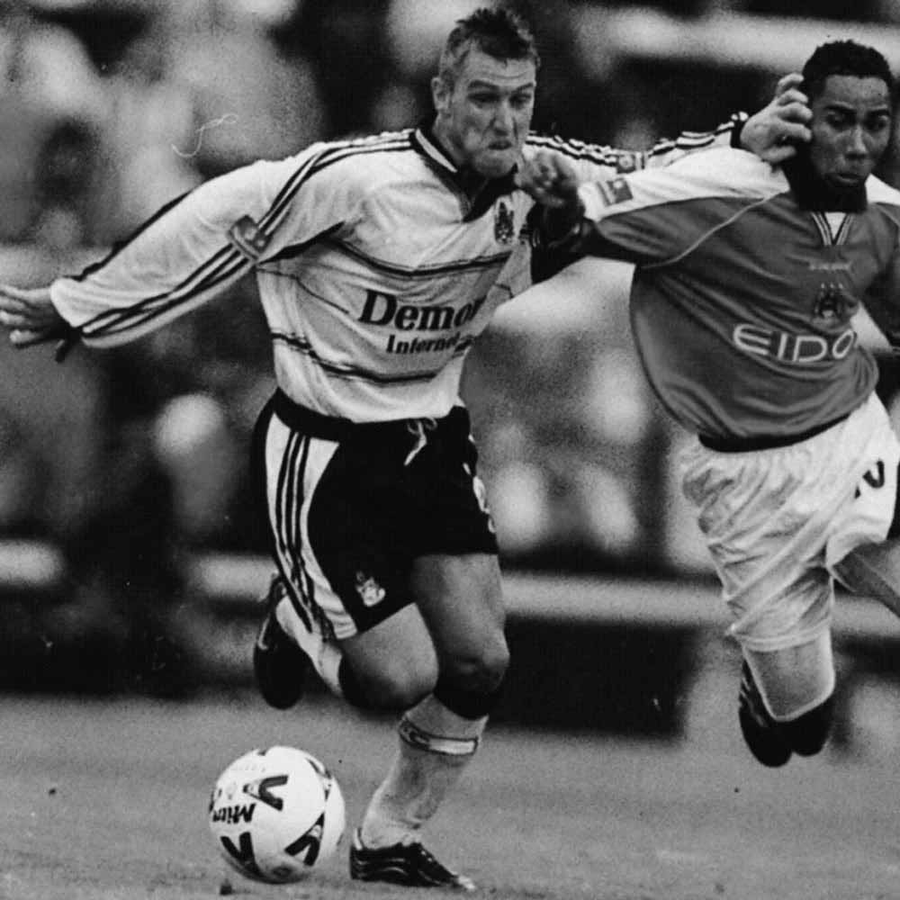 Copa Fulham FC 1999-2000 Retro Fotballdrakt Hjemme 