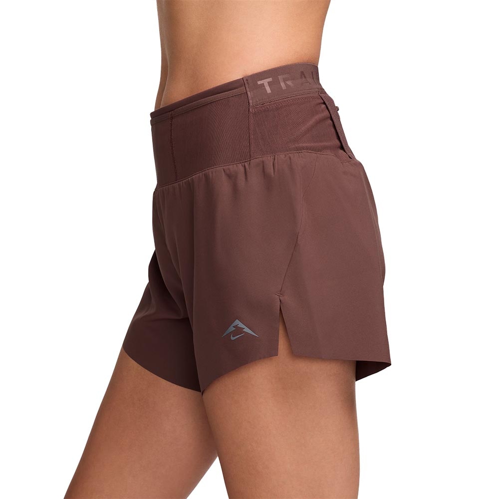 Nike Dri-Fit Trail Mid-Rise 4'' Løpeshorts Dame Burgunder/Brun