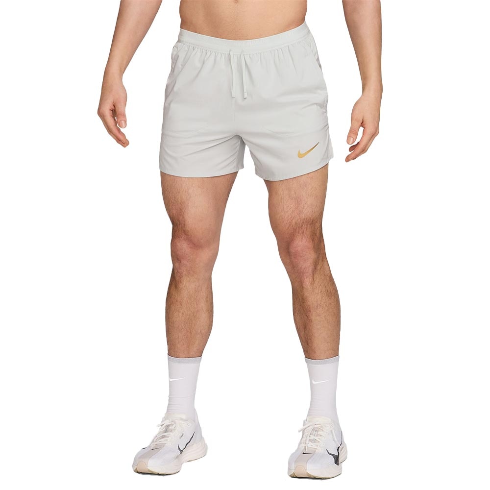 Nike Dri-Fit 5" Løpeshorts Herre Jakob Ingebrigtsen Grå/Beige