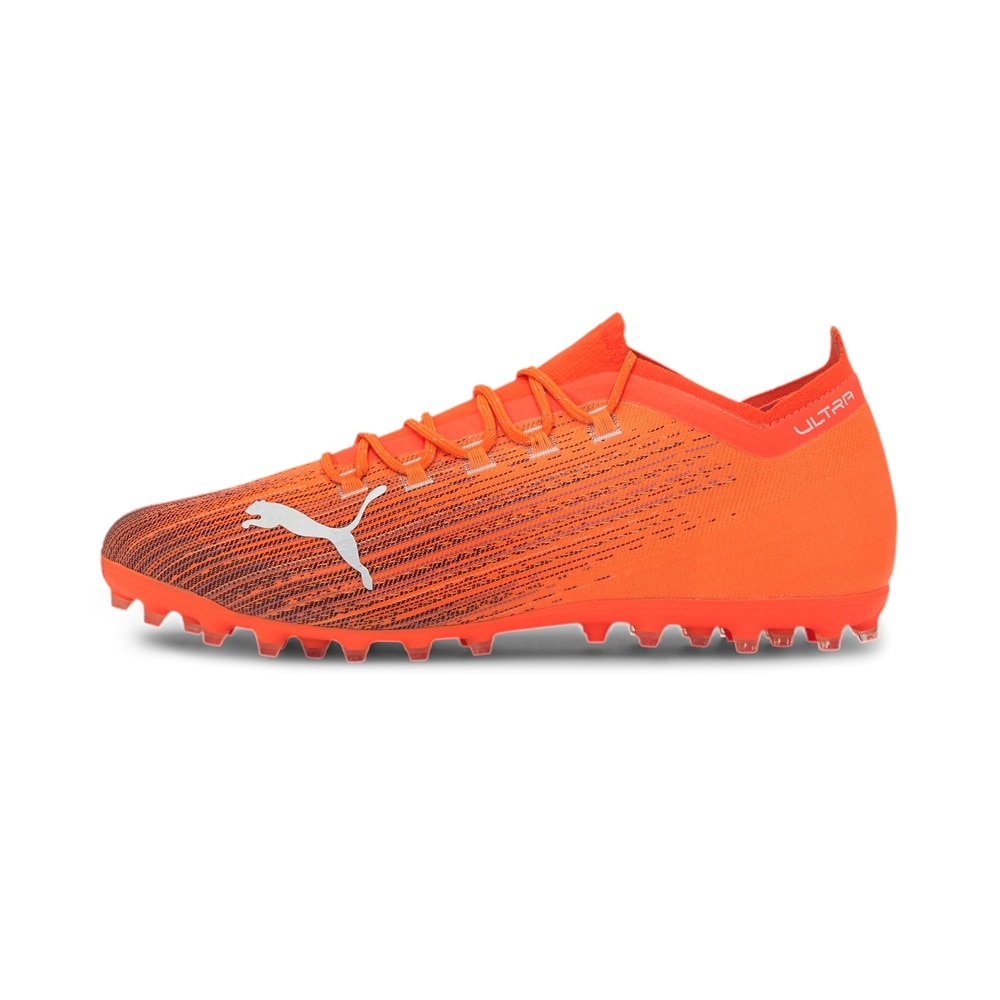 Puma ULTRA 1.1 MG Fotballsko Chasing Adrenaline Pack