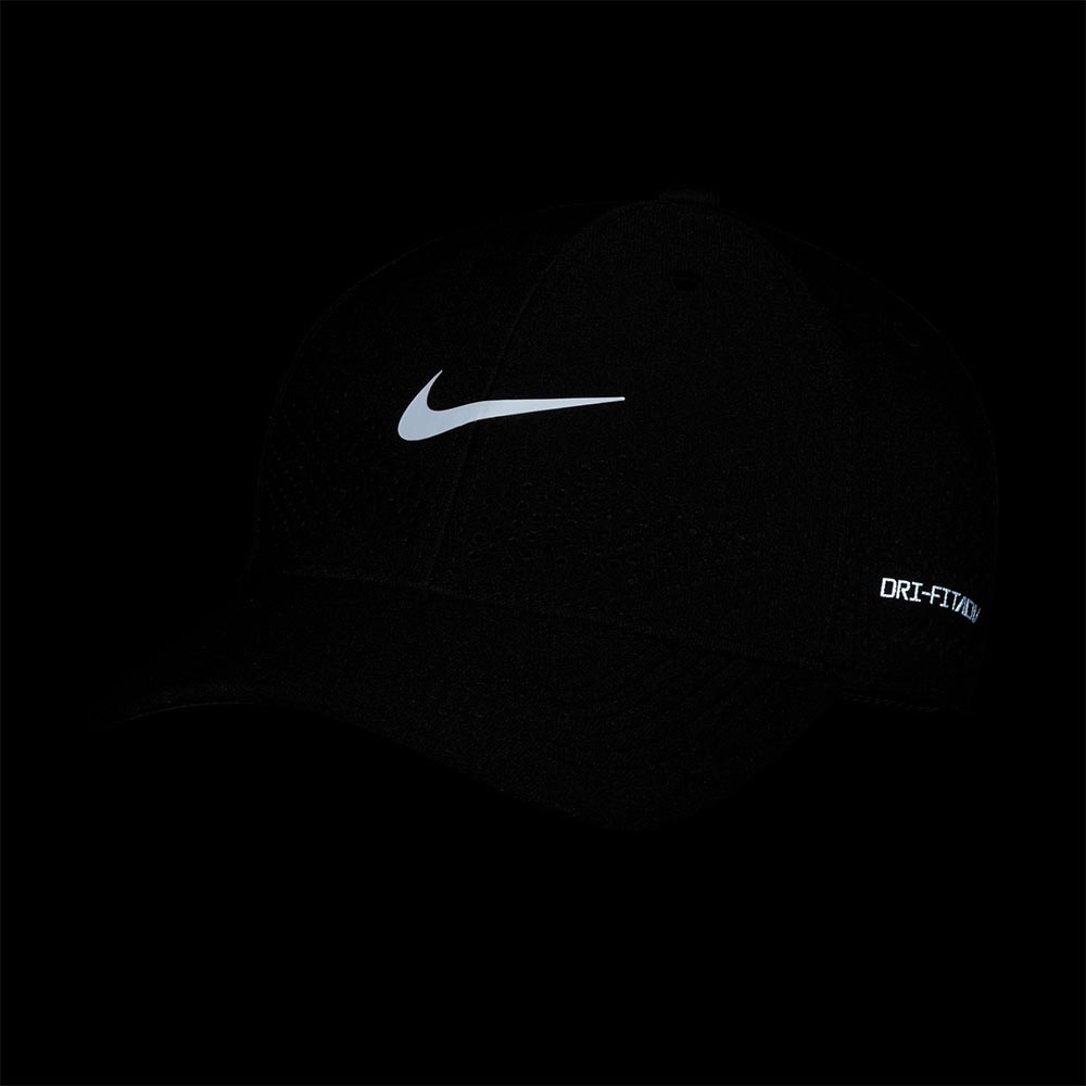 Nike Dri-Fit ADV Swoosh Club Cap Sort/Hvit