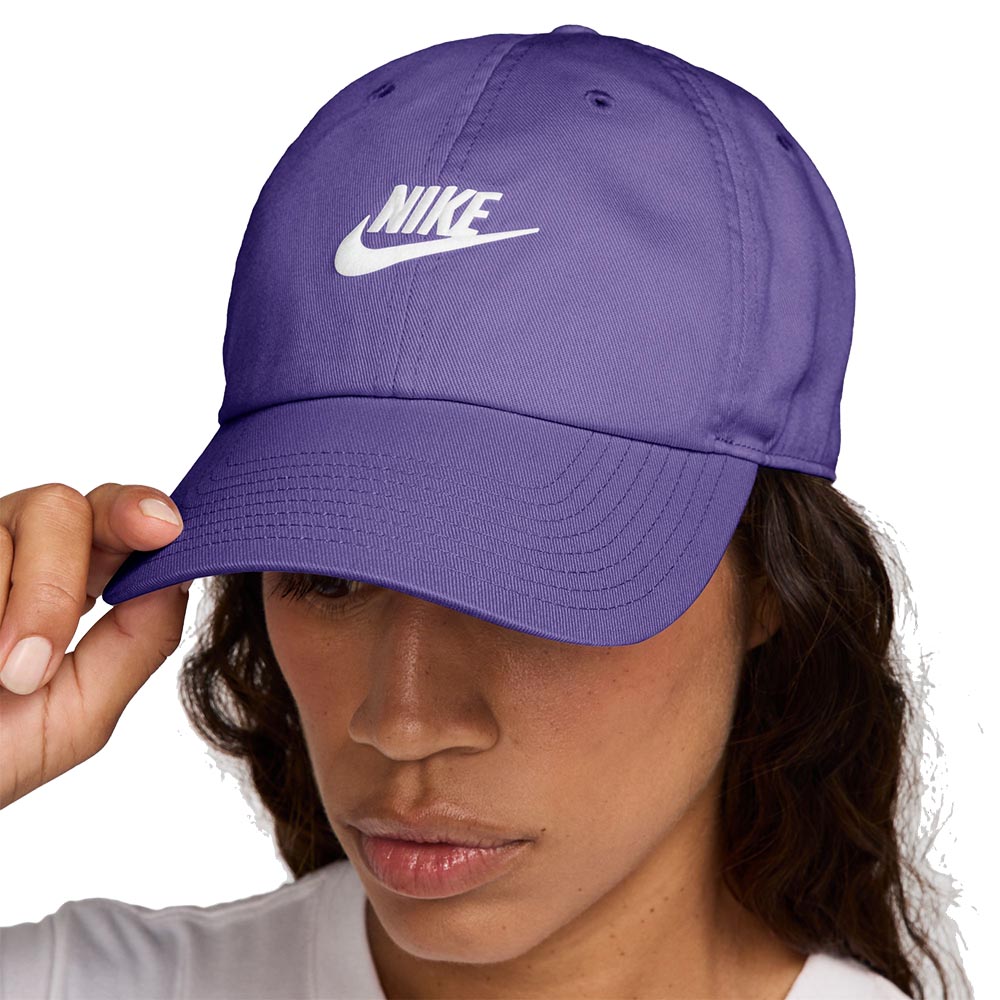 Nike Club Futura Cap Lilla/Hvit