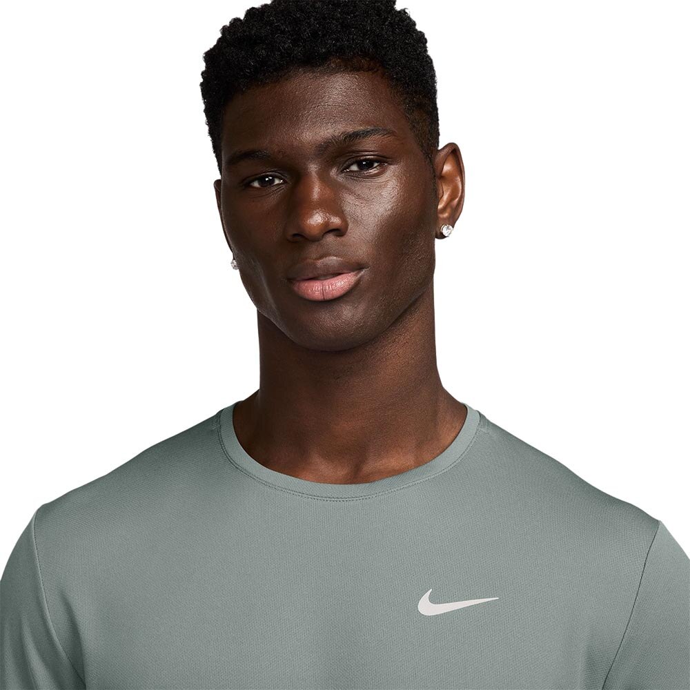 Nike Dri-Fit Miler Kortermet Trøye Herre Grå