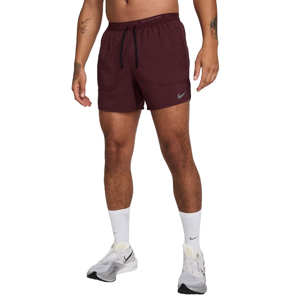 Nike Dri-Fit Stride Løpeshorts 5" Herre Burgunder