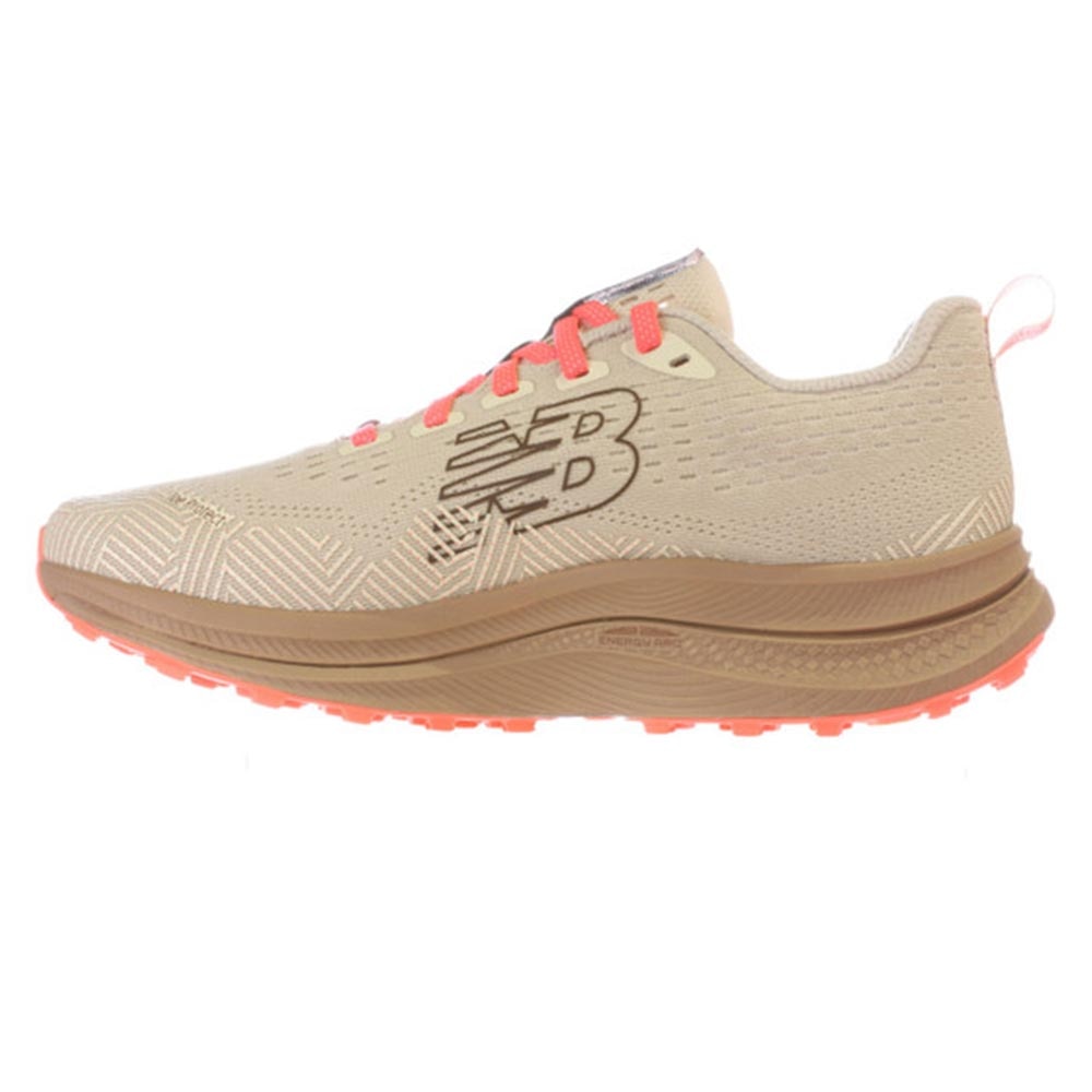 New Balance Fuel Cell Super Comp Trail Joggesko Dame Beige/Rosa