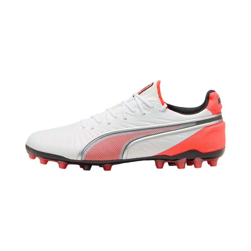 Puma King Ultimate MG Fotballsko Untamed