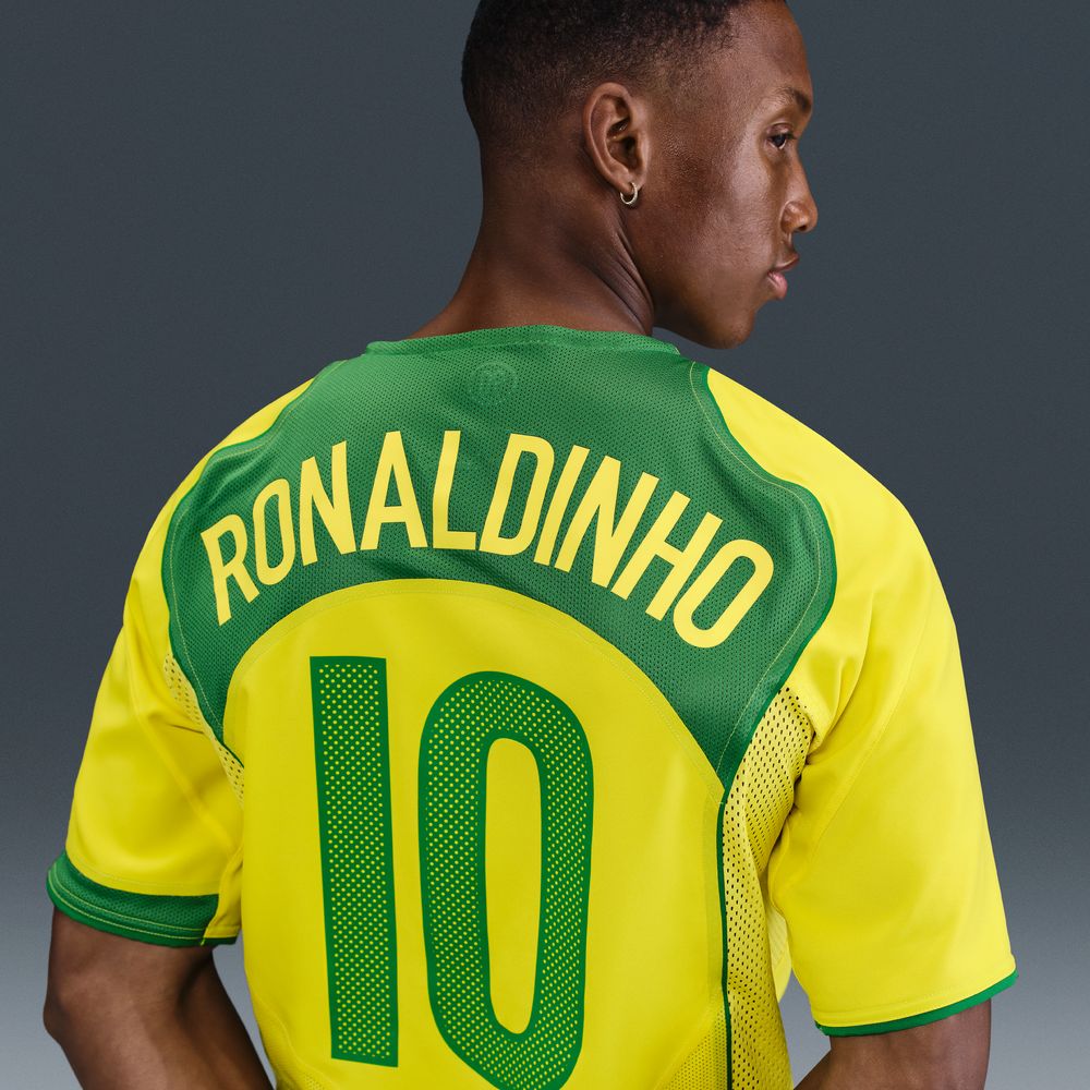 Nike Brasil 2004 Total 90 Reissue Ronaldinho 10 Fotballdrakt Hjemme