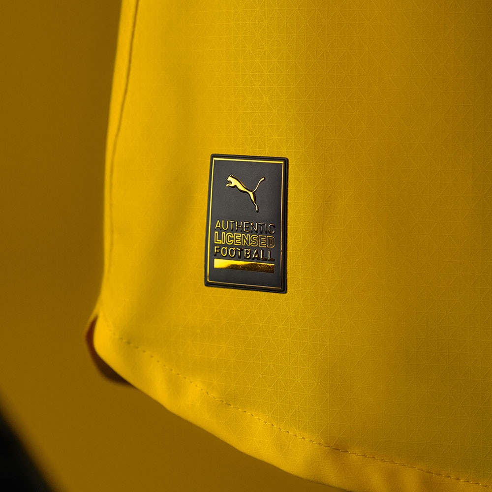 Puma BVB Dortmund Authentic Fotballdrakt 25/26 Hjemme 
