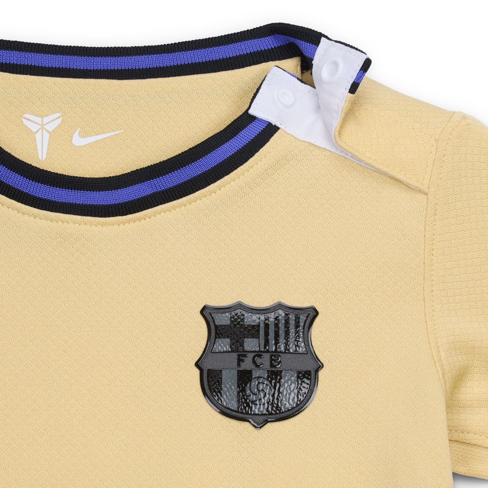 Nike FC Barcelona x Kobe Draktsett 25/26 Baby Borte