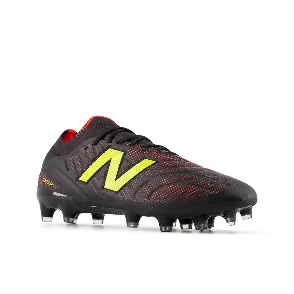 New Balance Tekela V5 Elite Low MG Fotballsko Dame Live Wire