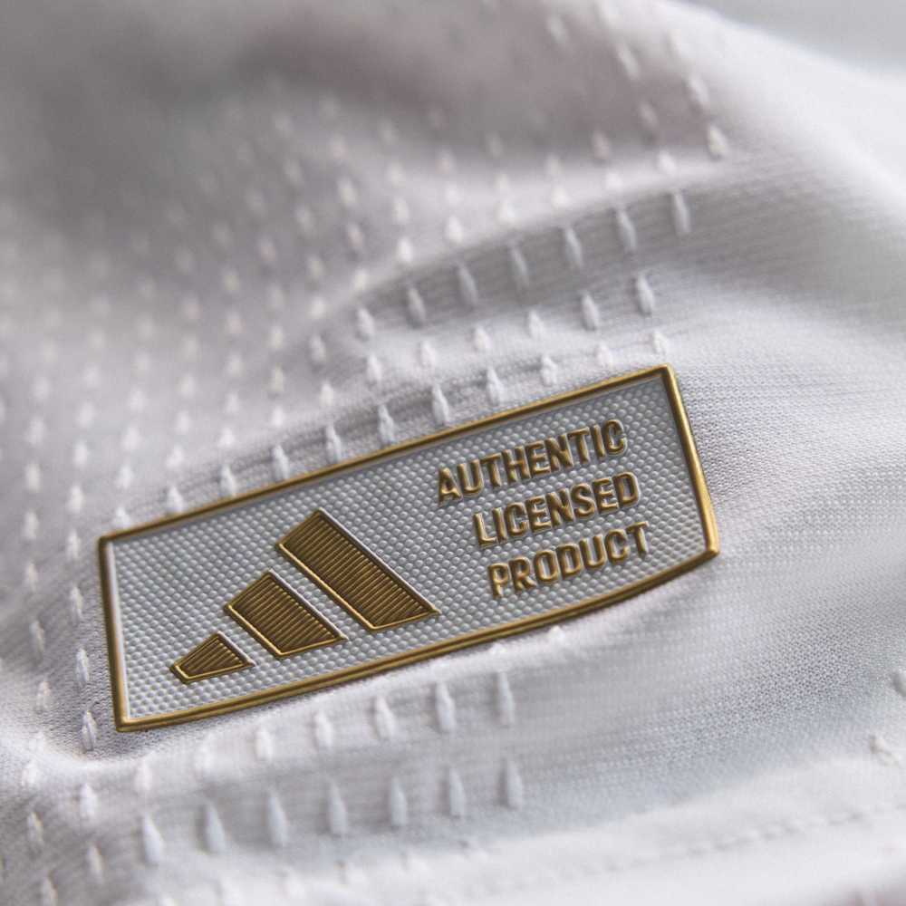 Adidas Real Madrid Authentic Fotballdrakt 26/27 Hjemme