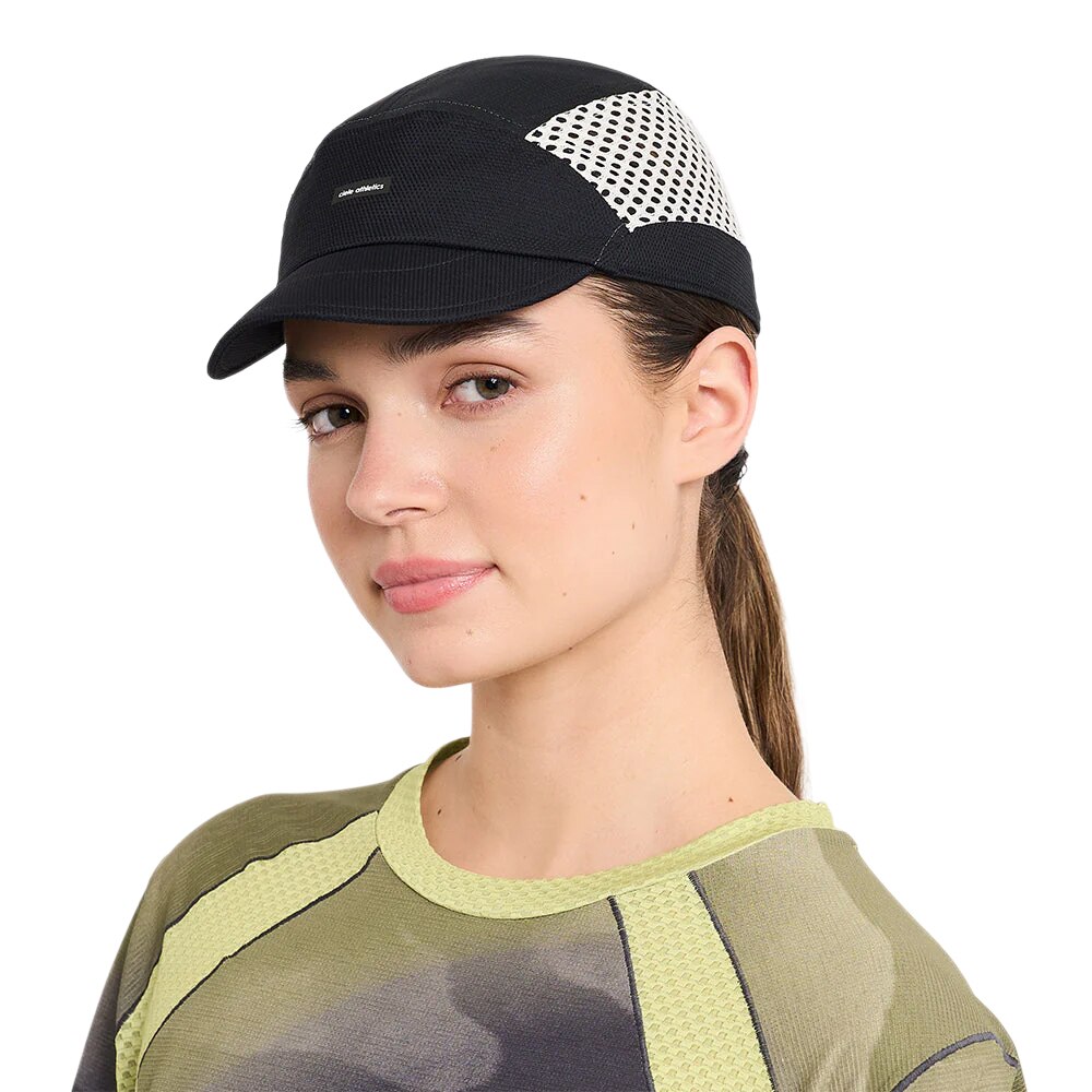 Ciele FSTCap SC Iconic Bar Cap Sort/Hvit