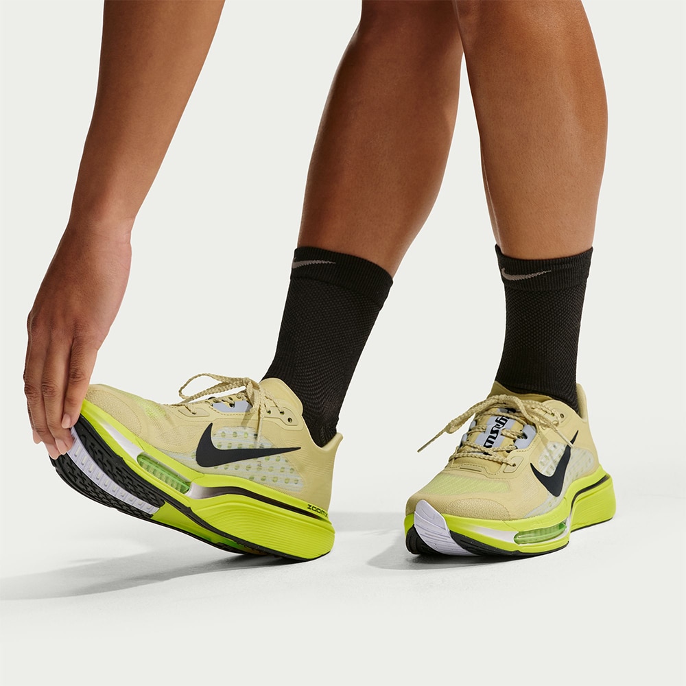 Nike Pegasus Plus 2 Løpesko Dame Beige/Volt