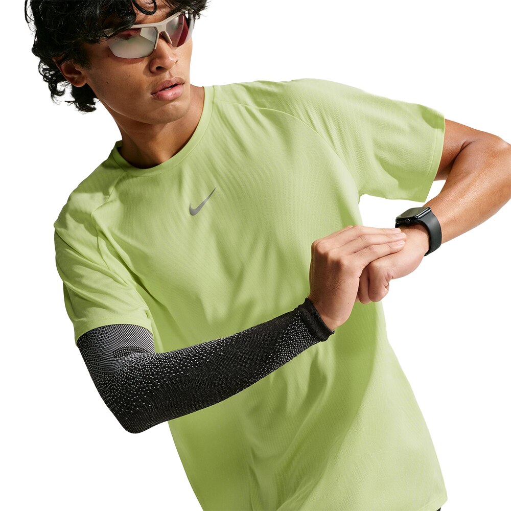 Nike Stride Aero-FIT T-skjorte Herre Gul