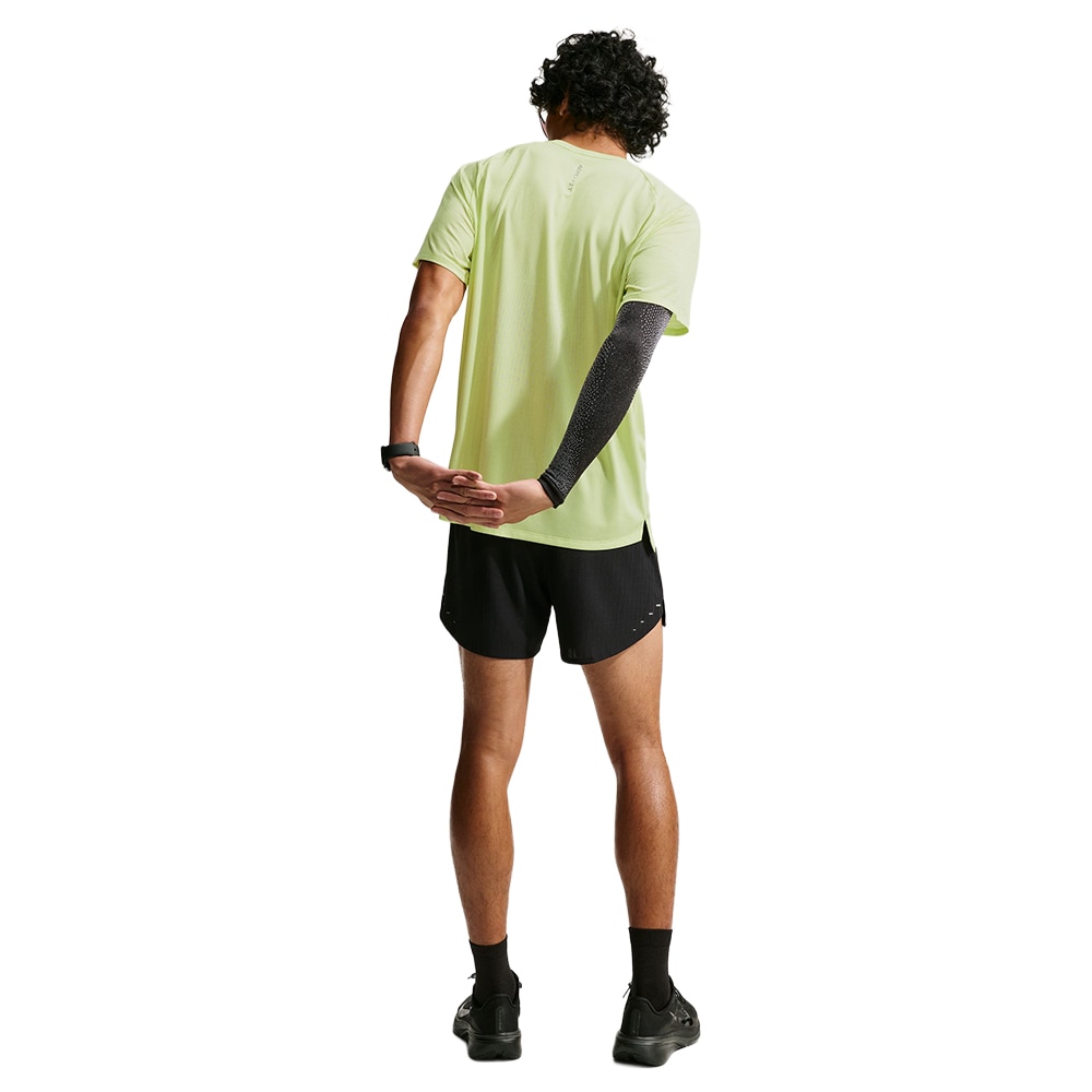Nike Stride Aero-FIT T-skjorte Herre Gul