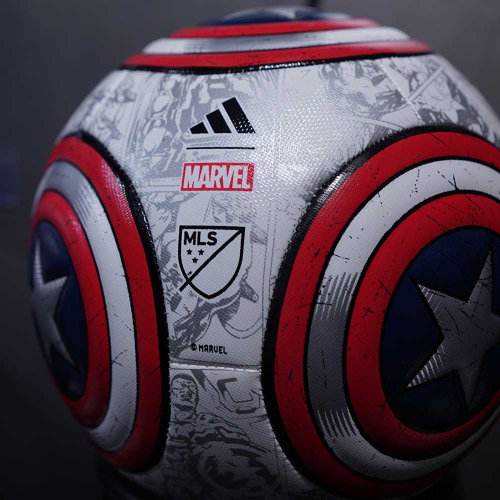 Adidas MLS Mini Trikseball Fotball Marvel Captain America