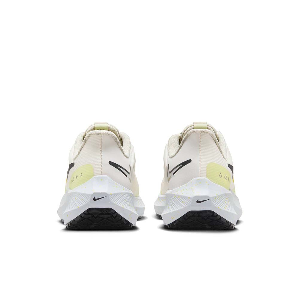 Nike Air Zoom Pegasus 39 Shield Joggesko Dame Beige
